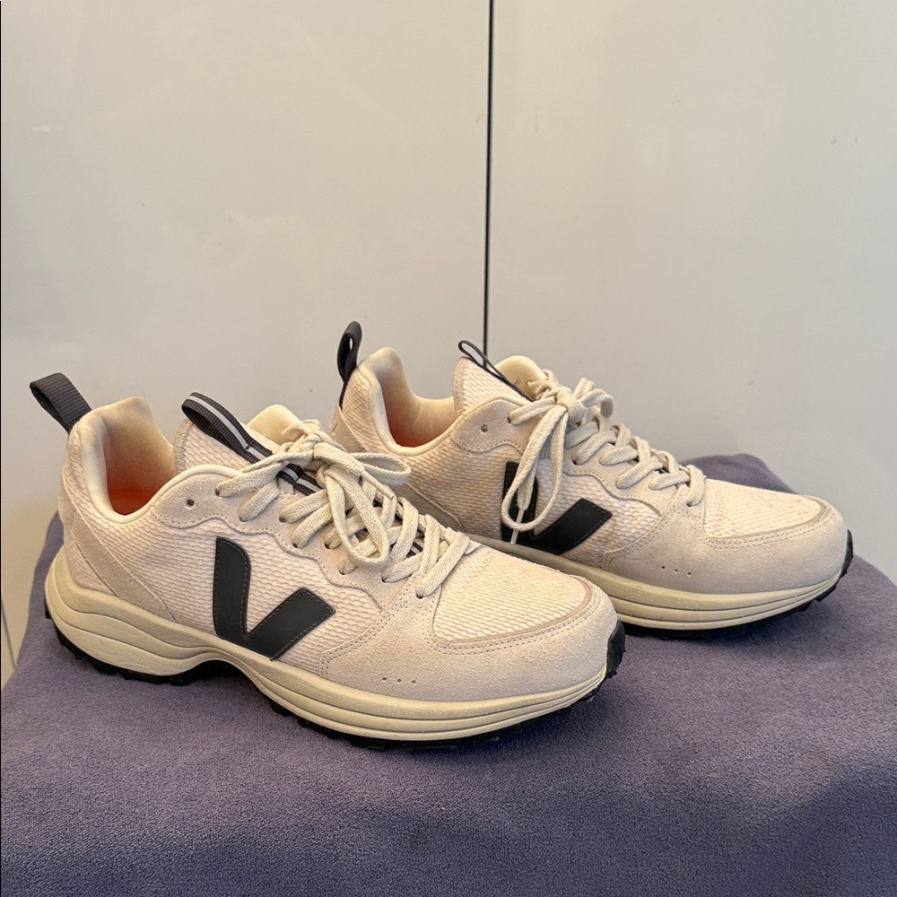 Veja Cream and Black Athletic Shoes
